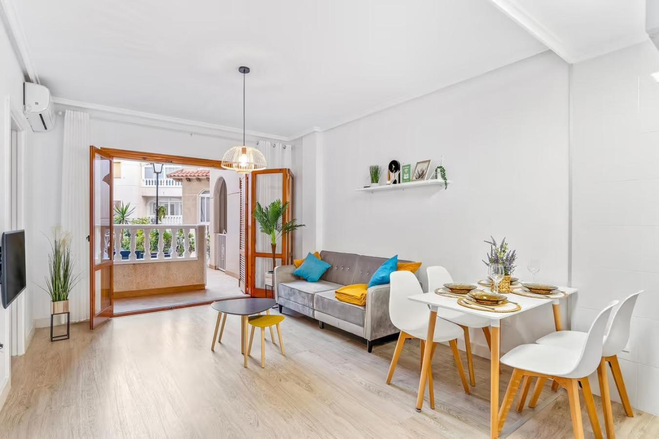 Apartamento Estefany A 100 M De Playa Torrevieja Exterior foto